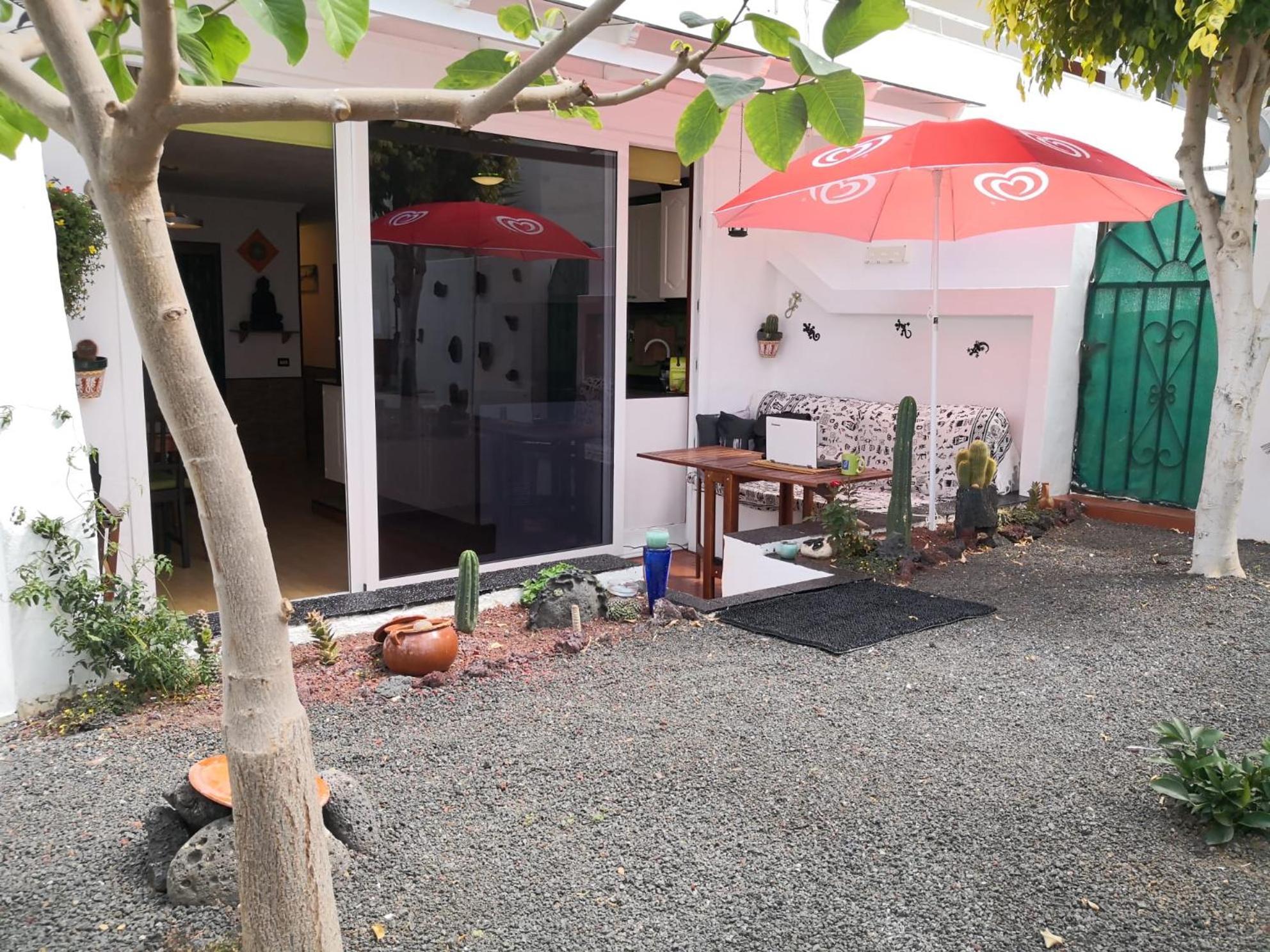 Budda House Puerto Del Carmen. Tias Bagian luar foto